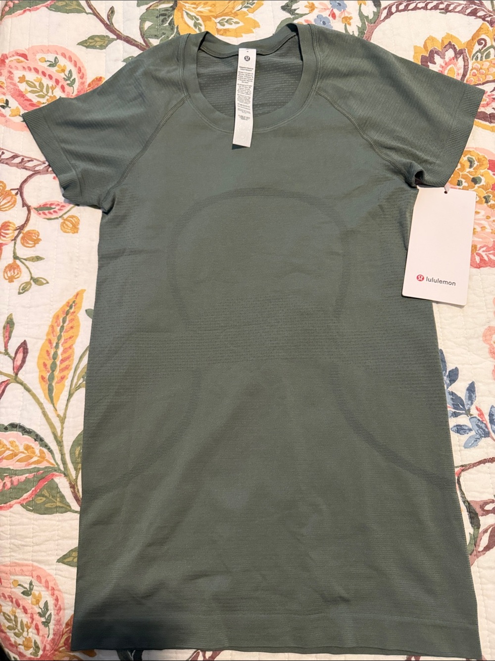 Lululemon Women's Swiftly Tech Short Sleeve 2.0